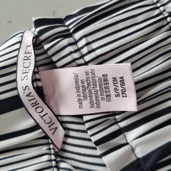 Victoria's Secret Pajama Pants Black & White Stripes Small - Picture 8 of 9